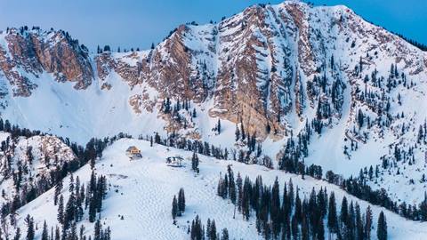 Powderhorn patrol shack with spectacular Honeycomb Canyon in the background