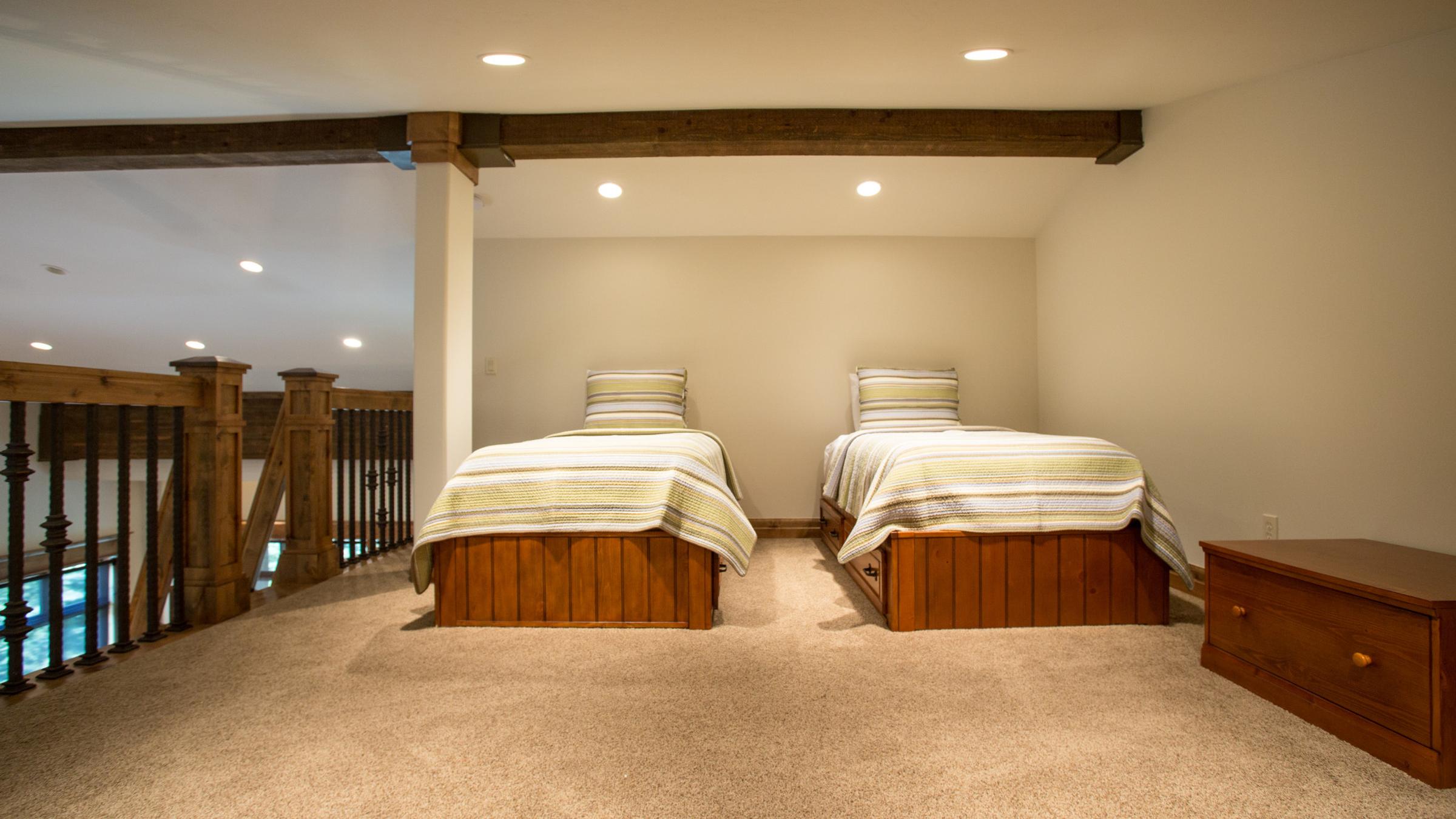 Open loft with two twin beds