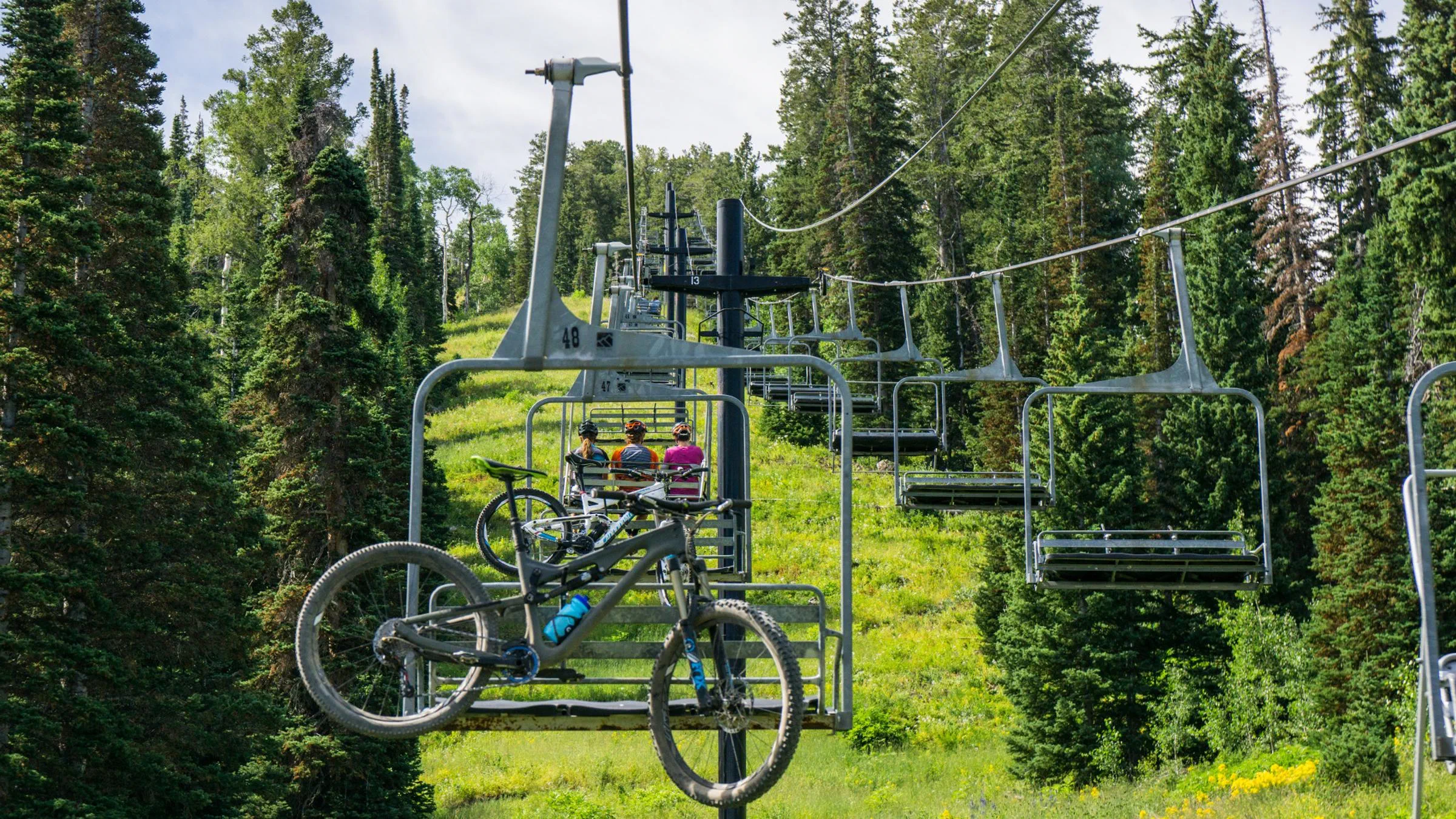 Mountain bike ski lift hotsell